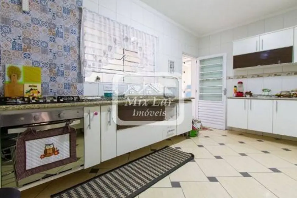 Sobrado com 3 quartos à venda, 228m2 em Osasco - SP - imagem 1 Foto 1 de Sobrado com 3 quartos à venda, 228m2 em Osasco - SP
