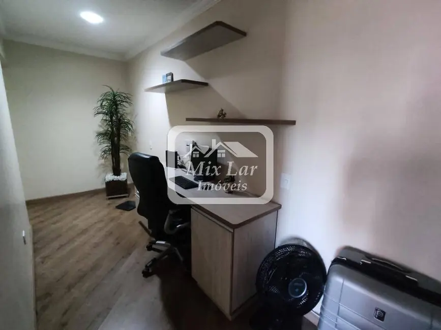 Foto 3 de Sobrado com 3 quartos à venda, 264m2 em Bandeiras, Osasco - SP