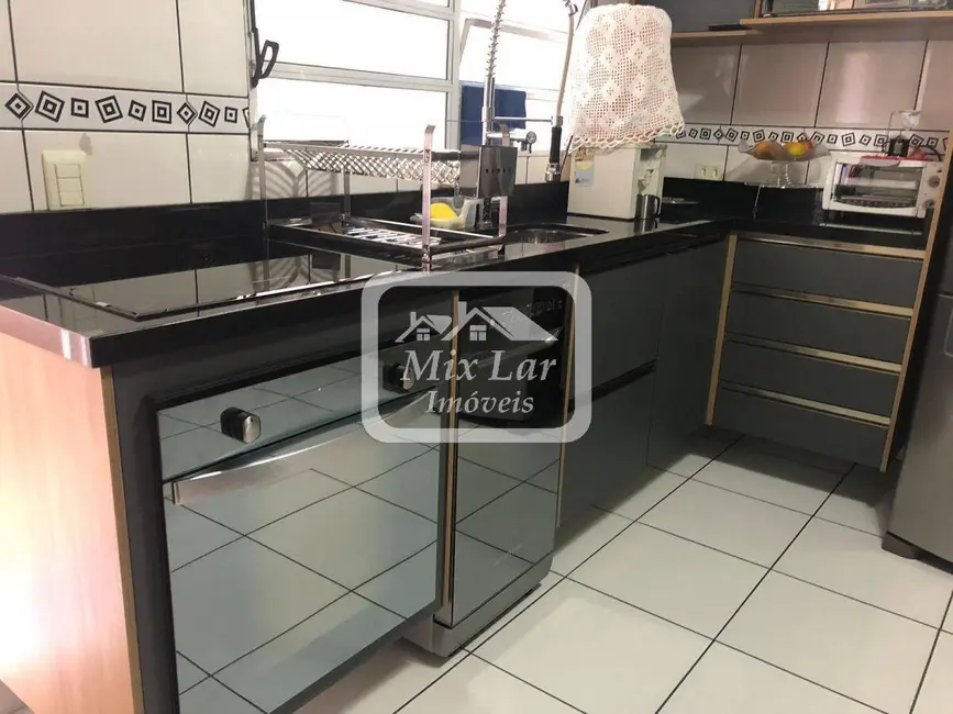 Foto 5 de Sobrado com 3 quartos à venda, 241m2 em Bandeiras, Osasco - SP