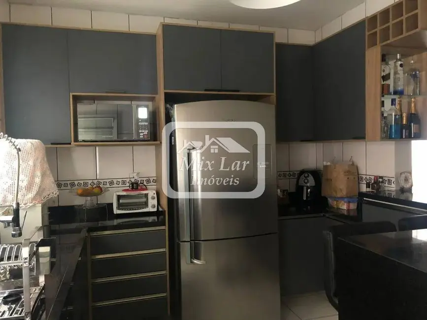 Foto 4 de Sobrado com 3 quartos à venda, 241m2 em Bandeiras, Osasco - SP