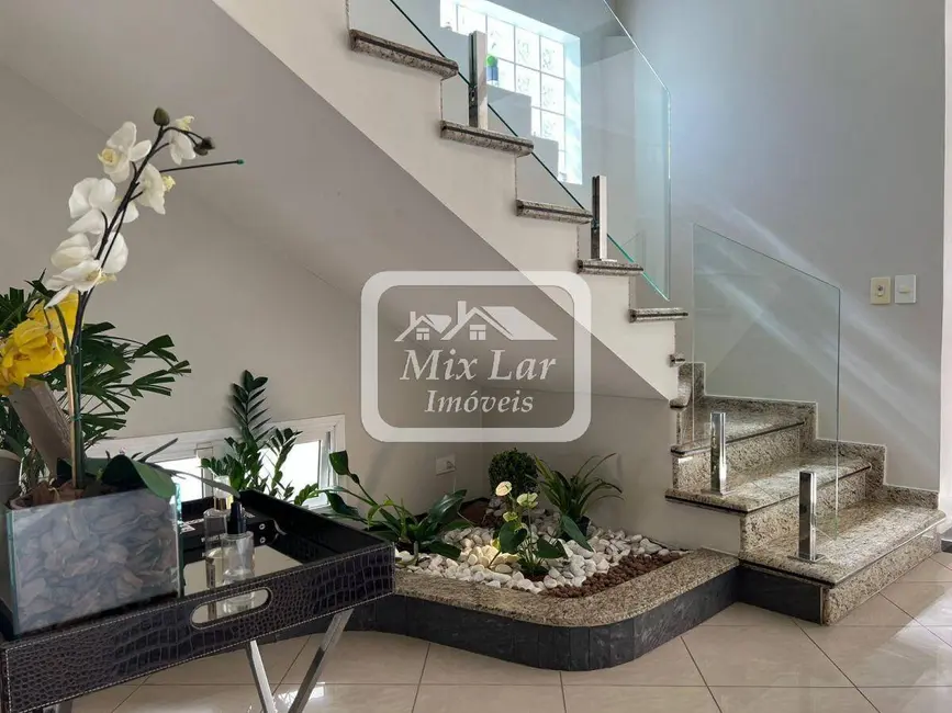 Foto 4 de Sobrado com 3 quartos à venda, 263m2 em Rochdale, Osasco - SP