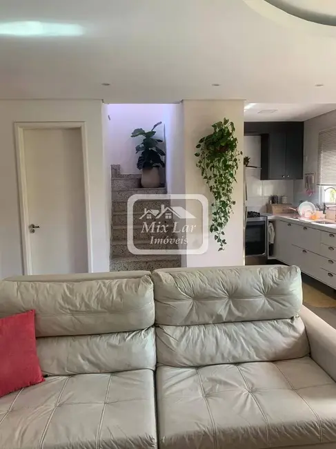 Foto 4 de Sobrado com 2 quartos à venda, 103m2 em Vila Yolanda, Osasco - SP