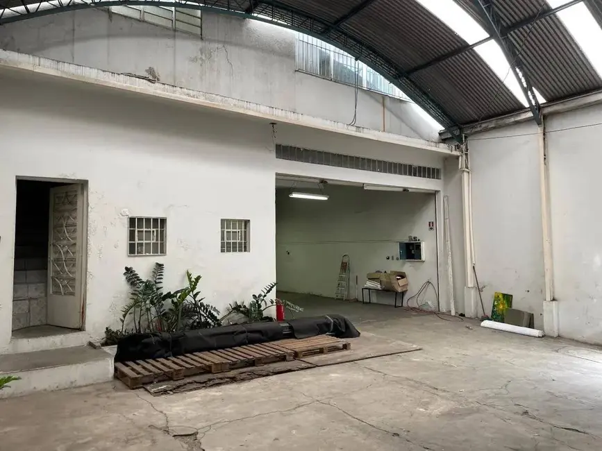 Foto 3 de Sala Comercial com 2 quartos à venda, 450m2 em km 18, Osasco - SP
