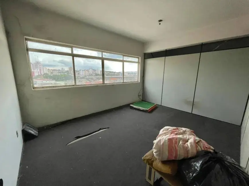 Foto 5 de Sala Comercial com 2 quartos à venda, 450m2 em km 18, Osasco - SP