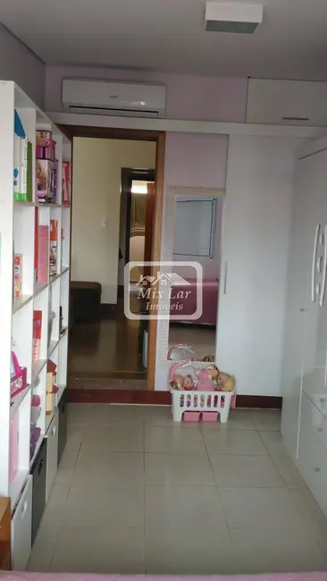 Foto 3 de Sobrado com 3 quartos à venda, 200m2 em km 18, Osasco - SP