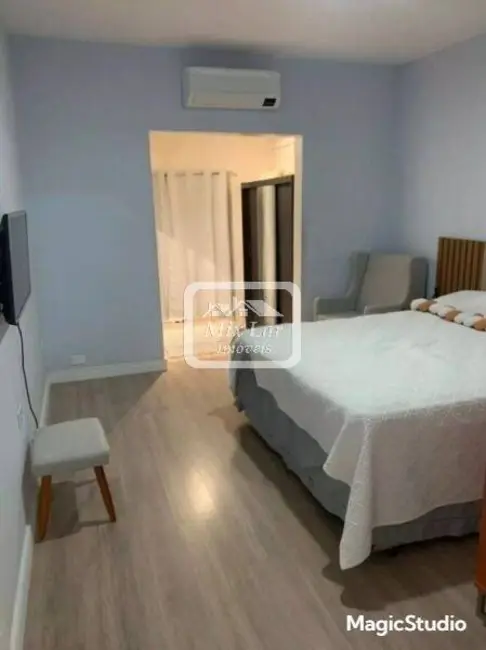Foto 9 de Sobrado com 3 quartos à venda, 250m2 em Jardim das Flores, Osasco - SP
