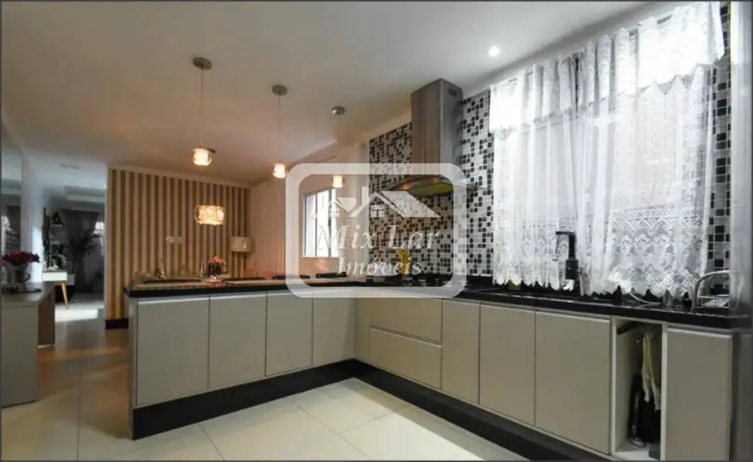 Foto 5 de Sobrado com 4 quartos à venda, 215m2 em Bela Vista, Osasco - SP