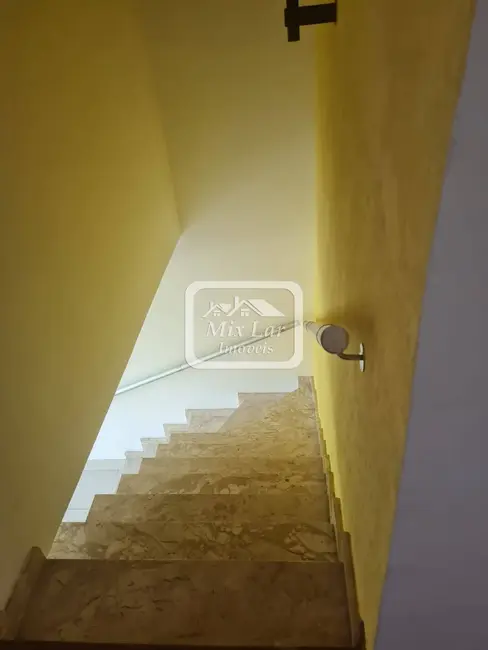 Foto 7 de Sobrado com 3 quartos à venda, 230m2 em Bela Vista, Osasco - SP