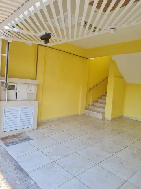 Foto 5 de Sobrado com 3 quartos à venda, 230m2 em Bela Vista, Osasco - SP