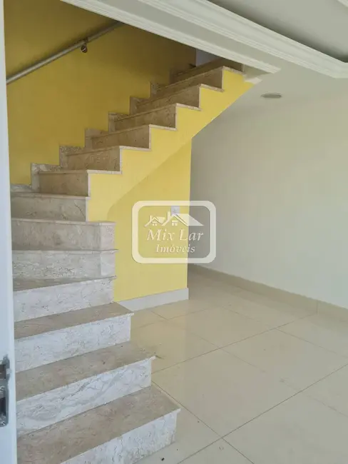 Foto 6 de Sobrado com 3 quartos à venda, 230m2 em Bela Vista, Osasco - SP