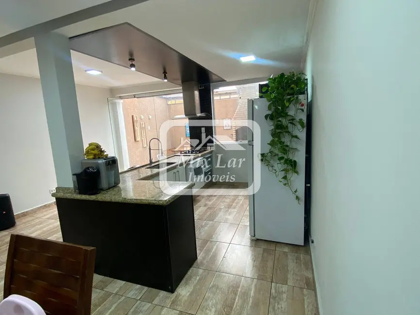 Casa com 3 quartos à venda, 154m2 em Jaguaribe, Osasco - SP - imagem 3 Foto 3 de Casa com 3 quartos à venda, 154m2 em Jaguaribe, Osasco - SP