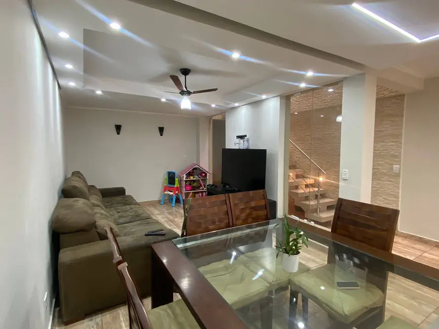 Foto 1 de Casa com 3 quartos à venda, 154m2 em Jaguaribe, Osasco - SP