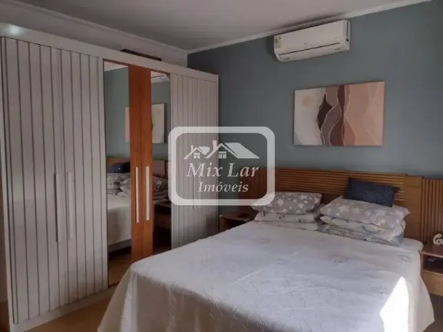 Foto 8 de Sobrado com 3 quartos à venda, 203m2 em km 18, Osasco - SP