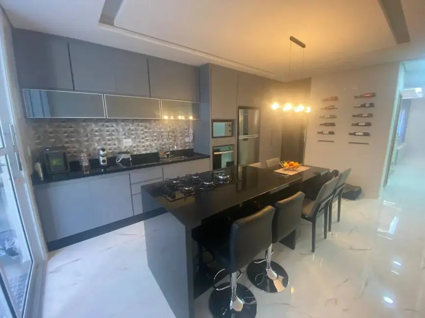 Foto 6 de Sobrado com 3 quartos à venda, 210m2 em Bela Vista, Osasco - SP