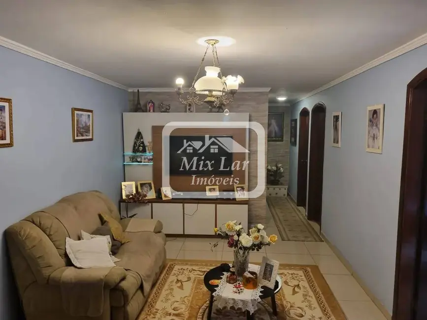 Foto 1 de Sobrado com 5 quartos à venda, 256m2 em Metalúrgicos, Osasco - SP