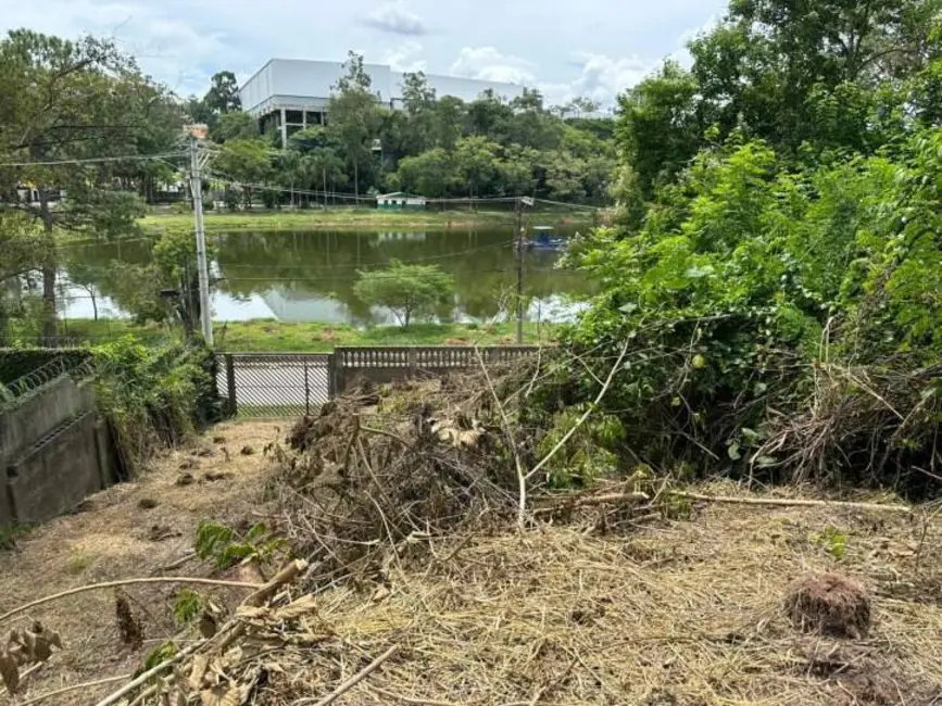 Foto 2 de Terreno / Lote à venda, 1000m2 em Três Montanhas, Osasco - SP