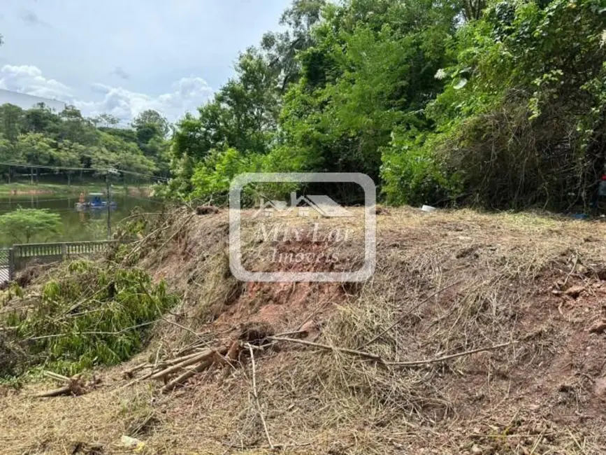 Foto 3 de Terreno / Lote à venda, 1000m2 em Três Montanhas, Osasco - SP