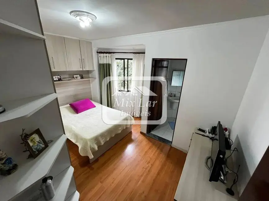 Foto 4 de Sobrado com 5 quartos à venda, 248m2 em Vila Yolanda, Osasco - SP