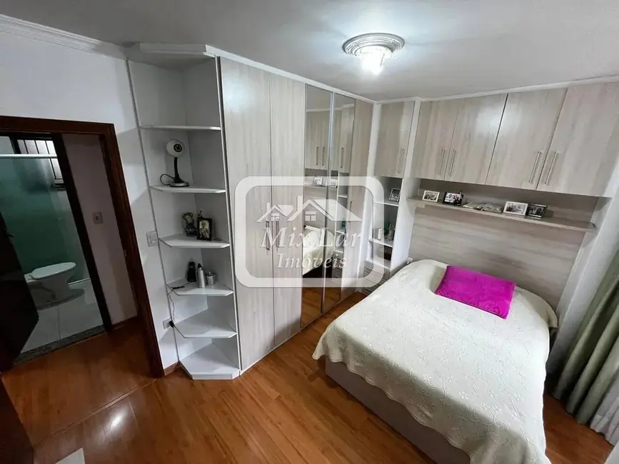 Foto 7 de Sobrado com 5 quartos à venda, 248m2 em Vila Yolanda, Osasco - SP