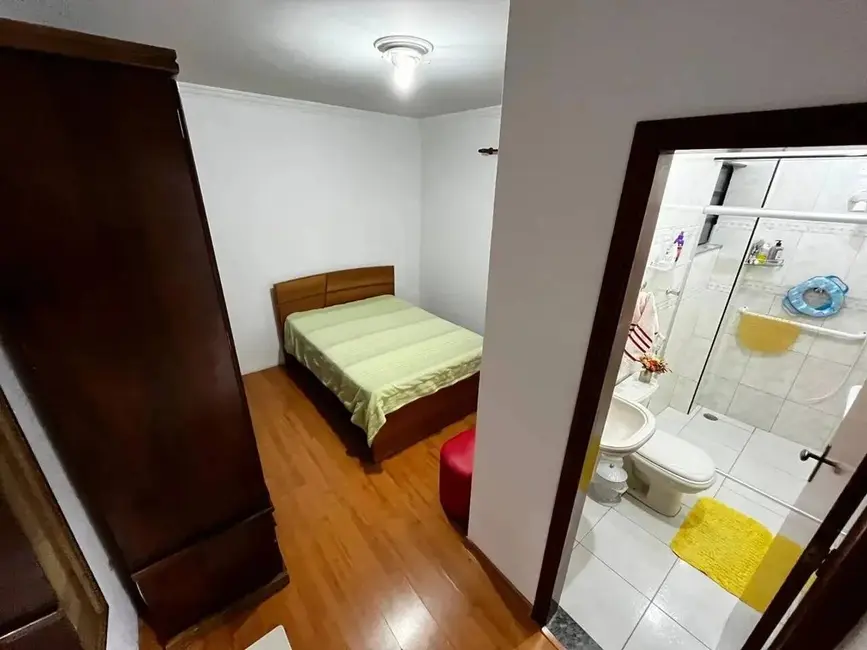 Foto 5 de Sobrado com 5 quartos à venda, 248m2 em Vila Yolanda, Osasco - SP