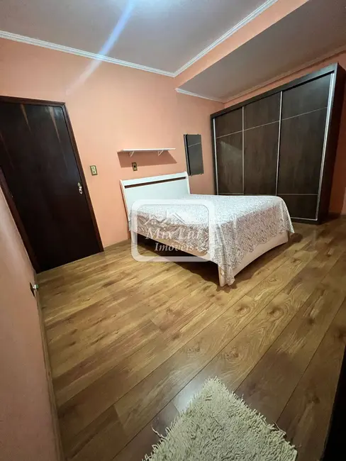 Foto 9 de Sobrado com 5 quartos à venda, 237m2 em Vila Yolanda, Osasco - SP