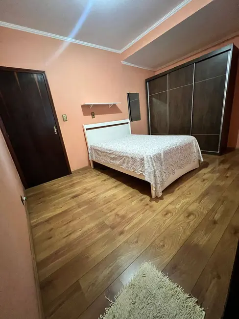 Foto 9 de Sobrado com 5 quartos à venda, 237m2 em Vila Yolanda, Osasco - SP