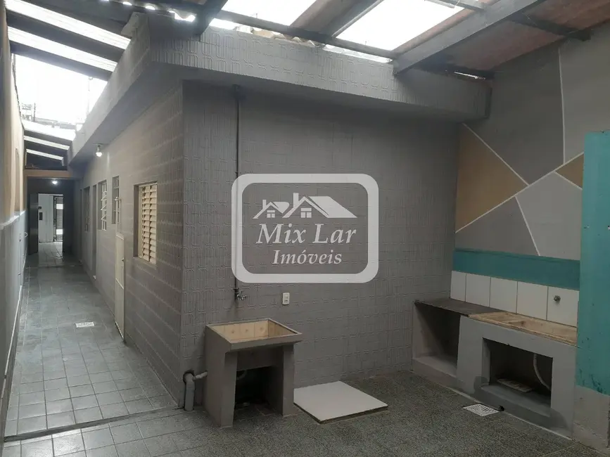 Foto 1 de Casa com 2 quartos para alugar, 110m2 em Veloso, Osasco - SP