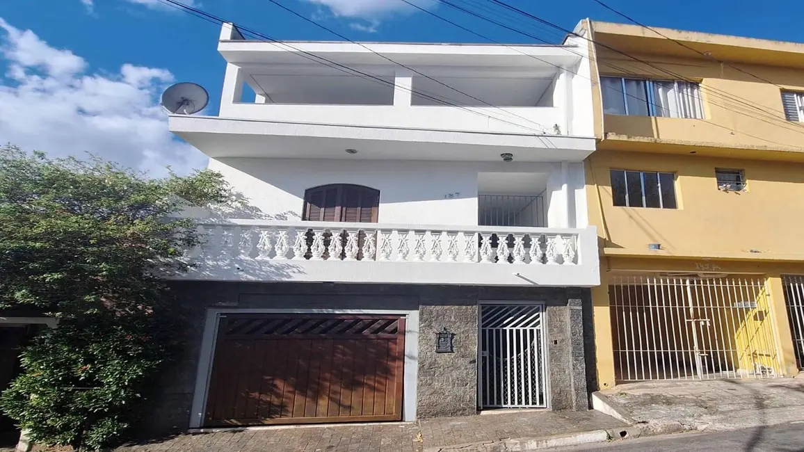 Foto 1 de Sobrado com 3 quartos à venda, 252m2 em Osasco - SP