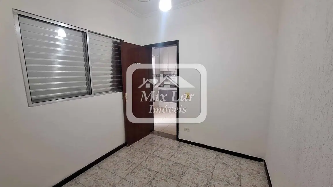 Sobrado com 3 quartos à venda, 252m2 em Osasco - SP - imagem 8 Foto 8 de Sobrado com 3 quartos à venda, 252m2 em Osasco - SP