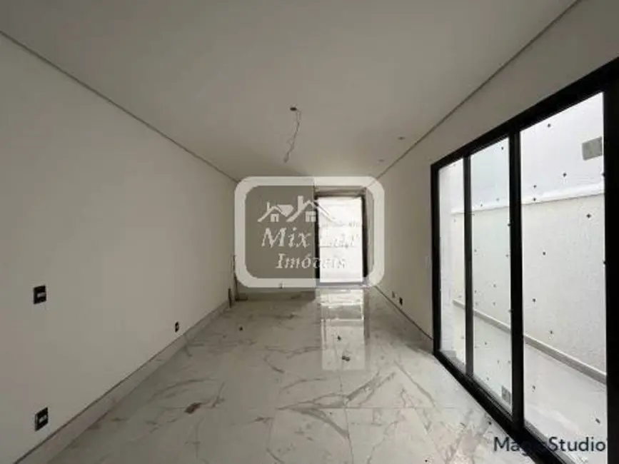 Sobrado com 3 quartos à venda, 160m2 em Bela Vista, Osasco - SP - imagem 7 Foto 7 de Sobrado com 3 quartos à venda, 160m2 em Bela Vista, Osasco - SP