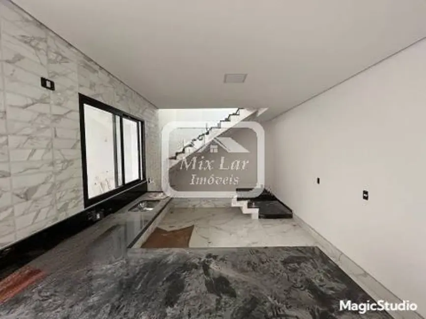 Sobrado com 3 quartos à venda, 160m2 em Bela Vista, Osasco - SP - imagem 5 Foto 5 de Sobrado com 3 quartos à venda, 160m2 em Bela Vista, Osasco - SP