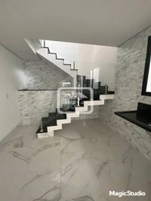Sobrado com 3 quartos à venda, 160m2 em Bela Vista, Osasco - SP - imagem 3 Foto 3 de Sobrado com 3 quartos à venda, 160m2 em Bela Vista, Osasco - SP