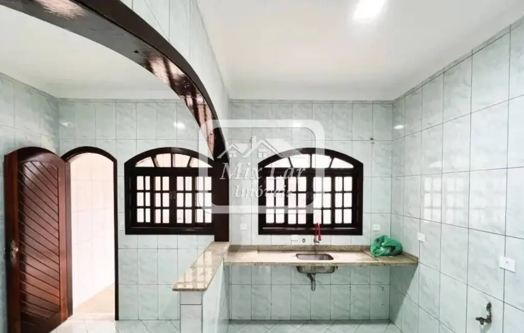 Sobrado com 3 quartos à venda, 150m2 em Osasco - SP - imagem 2 Foto 2 de Sobrado com 3 quartos à venda, 150m2 em Osasco - SP