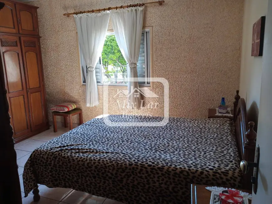 Sobrado com 3 quartos à venda, 200m2 em Vila Osasco, Osasco - SP - imagem 5 Foto 5 de Sobrado com 3 quartos à venda, 200m2 em Vila Osasco, Osasco - SP