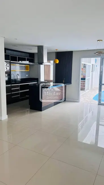 Foto 2 de Sobrado com 3 quartos à venda, 230m2 em Bela Vista, Osasco - SP