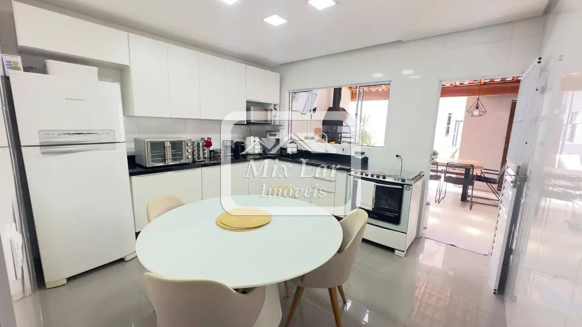 Foto 6 de Sobrado com 2 quartos à venda, 125m2 em Cipava, Osasco - SP