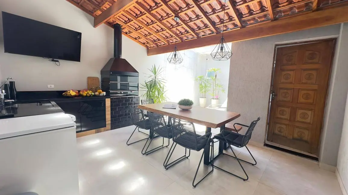 Sobrado com 2 quartos à venda, 125m2 em Cipava, Osasco - SP - imagem 3 Foto 3 de Sobrado com 2 quartos à venda, 125m2 em Cipava, Osasco - SP