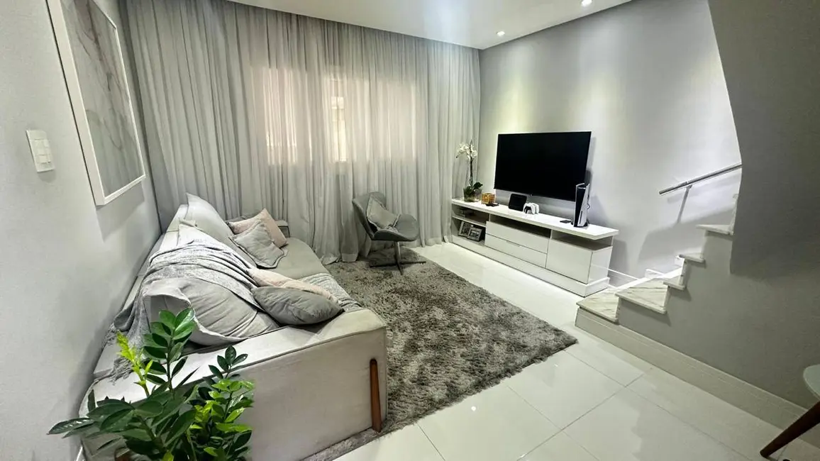 Sobrado com 2 quartos à venda, 125m2 em Cipava, Osasco - SP - imagem 5 Foto 5 de Sobrado com 2 quartos à venda, 125m2 em Cipava, Osasco - SP