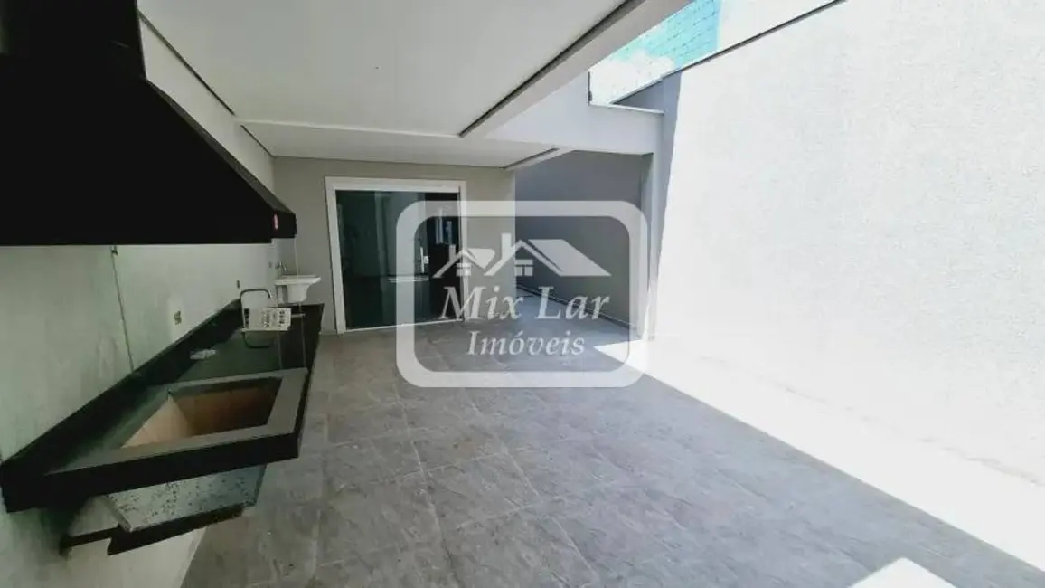 Foto 2 de Sobrado com 3 quartos à venda, 160m2 em Bela Vista, Osasco - SP