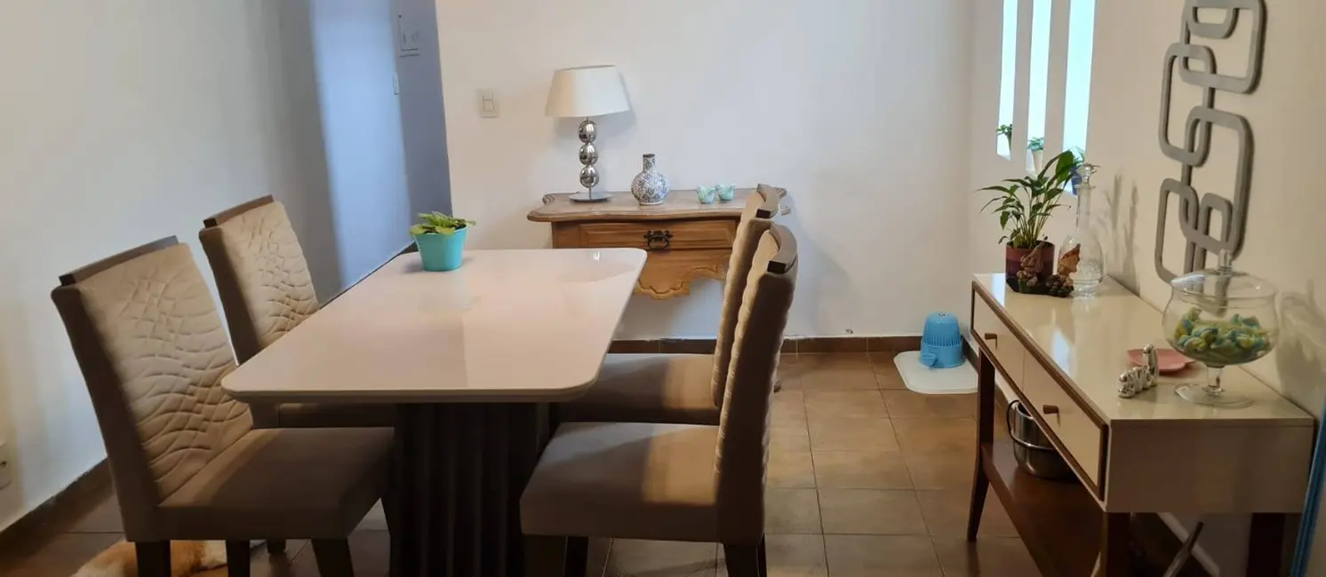Sobrado com 3 quartos à venda, 162m2 em Vila Campesina, Osasco - SP - imagem 3 Foto 3 de Sobrado com 3 quartos à venda, 162m2 em Vila Campesina, Osasco - SP