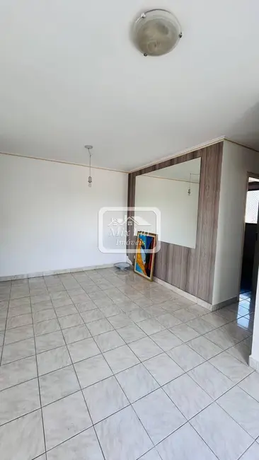 Apartamento com 2 quartos para alugar, 70m2 em Jardim Monte Alegre, Taboao Da Serra - SP - imagem 4 Foto 4 de Apartamento com 2 quartos para alugar, 70m2 em Jardim Monte Alegre, Taboao Da Serra - SP