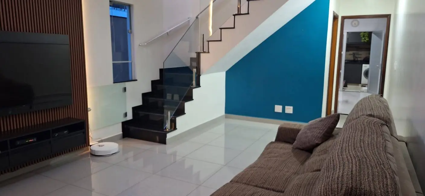 Foto 8 de Sobrado com 3 quartos à venda, 184m2 em Bela Vista, Osasco - SP