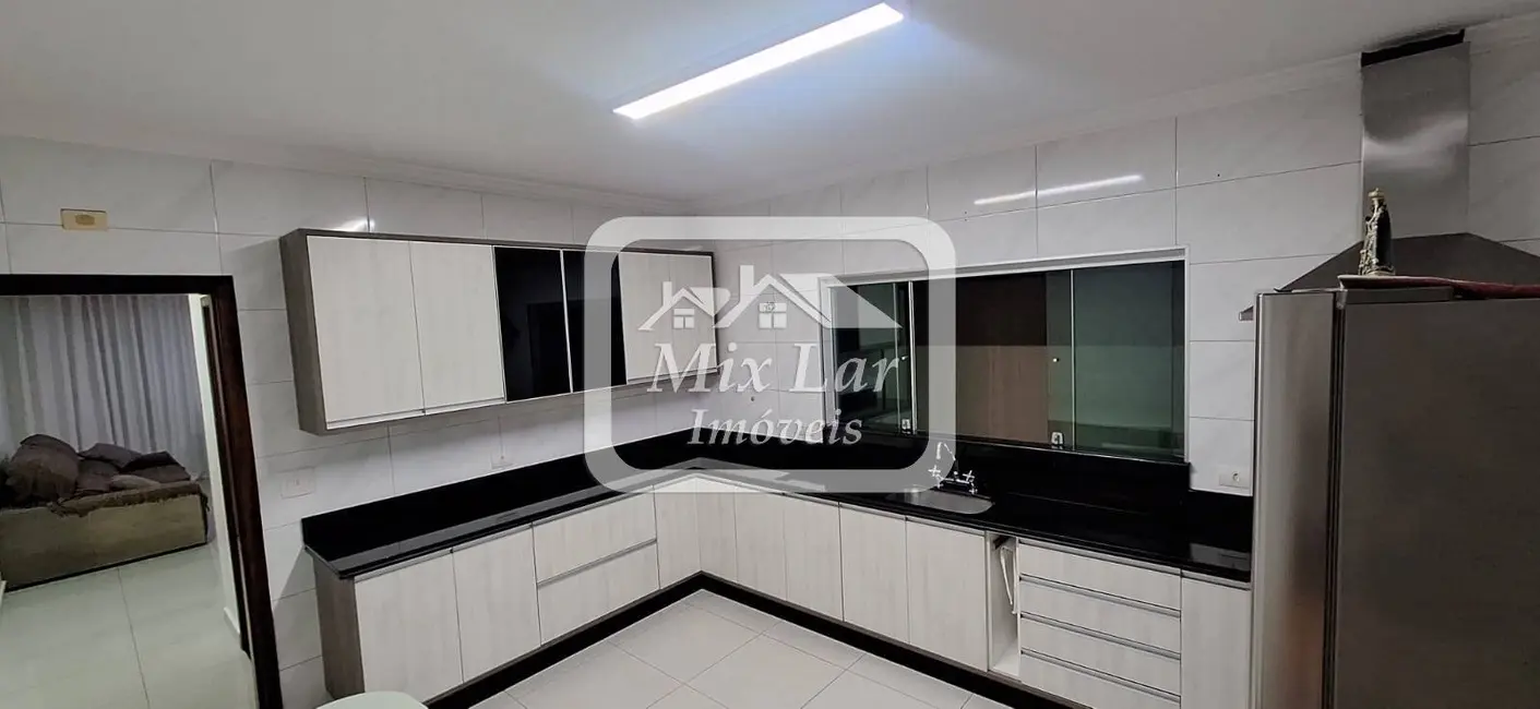 Sobrado com 3 quartos à venda, 184m2 em Bela Vista, Osasco - SP - imagem 7 Foto 7 de Sobrado com 3 quartos à venda, 184m2 em Bela Vista, Osasco - SP