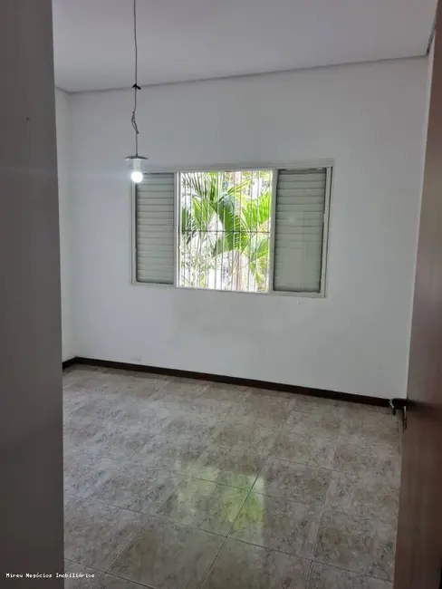 Foto 7 de Casa com 6 quartos à venda, 250m2 em km 18, Osasco - SP