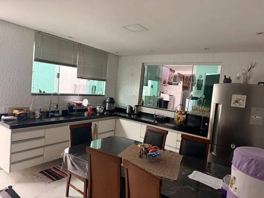 Foto 1 de Casa com 3 quartos à venda, 103m2 em Pestana, Osasco - SP