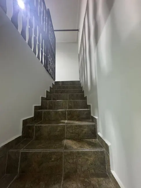 Foto 4 de Casa com 3 quartos para alugar, 105m2 em km 18, Osasco - SP