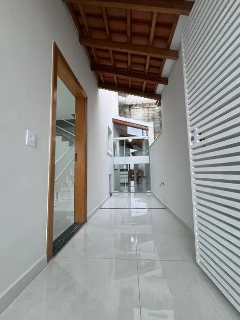 Foto 2 de Casa de Condomínio com 2 quartos para alugar, 60m2 em Barueri - SP