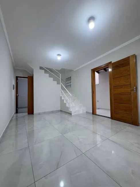 Foto 1 de Casa de Condomínio com 2 quartos para alugar, 60m2 em Barueri - SP
