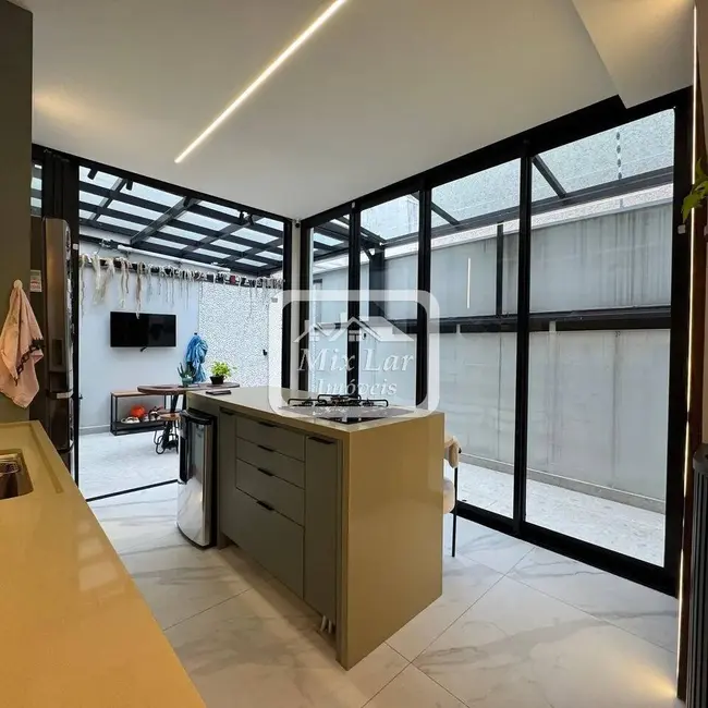 Foto 2 de Sobrado com 3 quartos à venda, 140m2 em Bela Vista, Osasco - SP