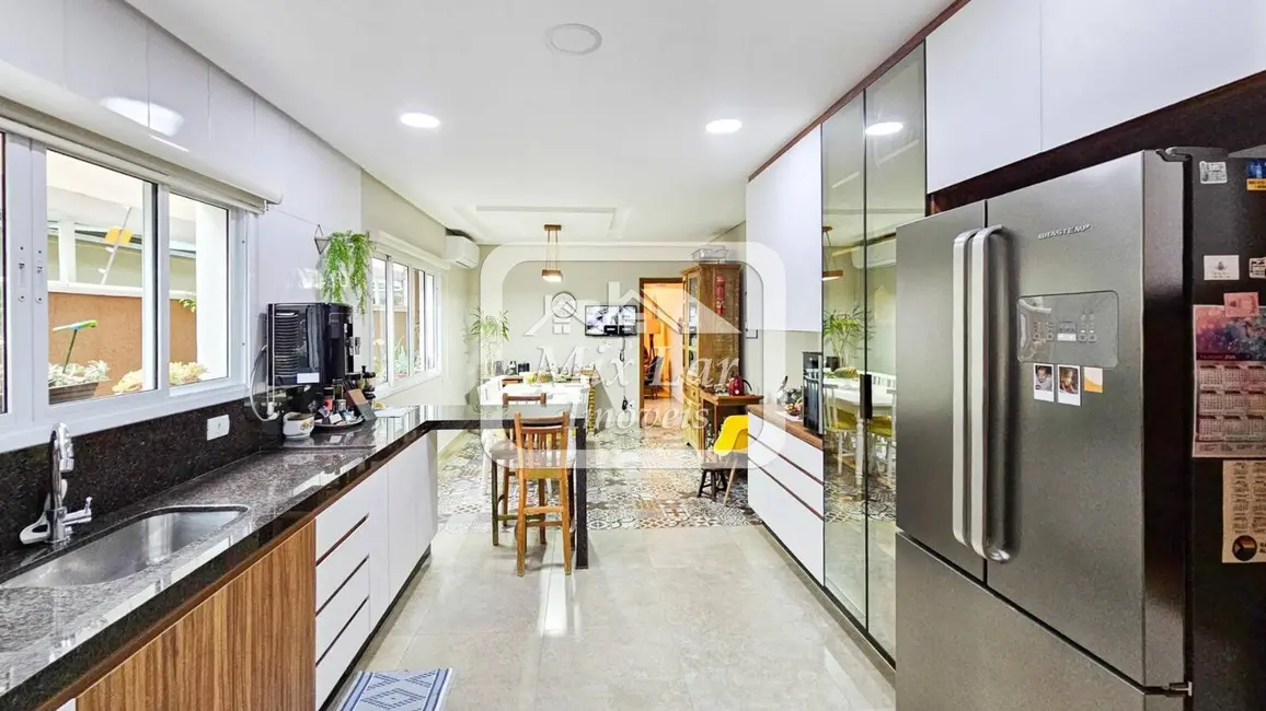 Foto 1 de Sobrado com 4 quartos à venda, 232m2 em Umuarama, Osasco - SP